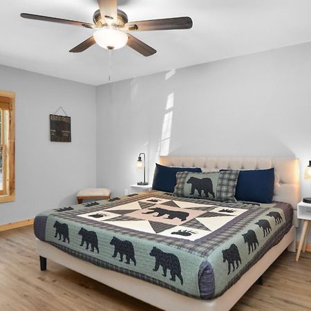 Tsaliwood Cabin Sevierville Eksteriør billede